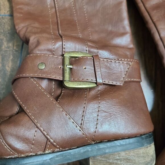 Bucco Matilda Boots - Picture 5 of 8